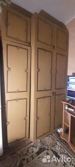 Стенка и шкаф для одежды