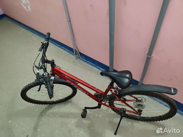 Велосипед stern красный