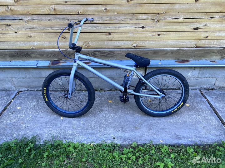 Велосипед BMX Subrosa Grey для прыжков б/у