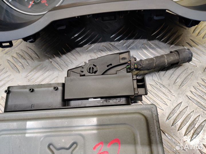 Панель приборов спидометр Audi Q3 8U 8UB culb 2.0