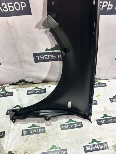 Крыло переднее правое volkswagen golf 4
