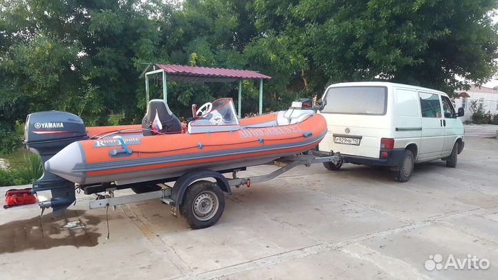 Лодка Риб River Boats