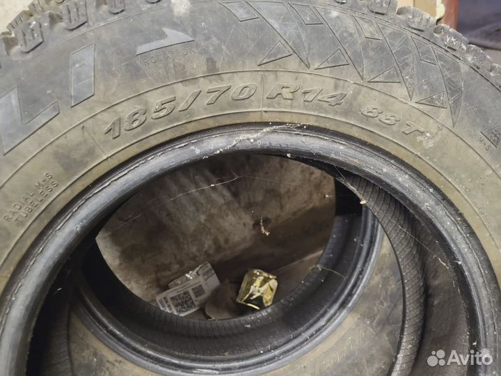 Pirelli Carrier Winter 5.00/9.5 R9 28B