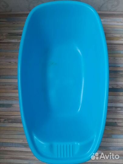 Ванночка для купания с горкой + круг на шею