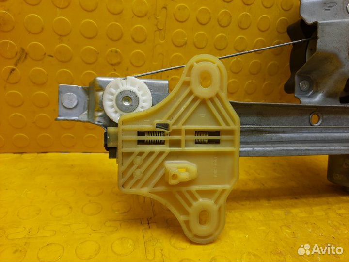 Стеклоподъемник задний левый Renault Kaptur