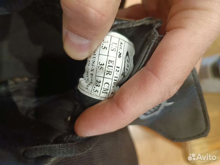 Детские футбольные бутсы 35 размер