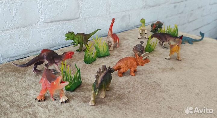 Игрушки, набор 12 динозавров