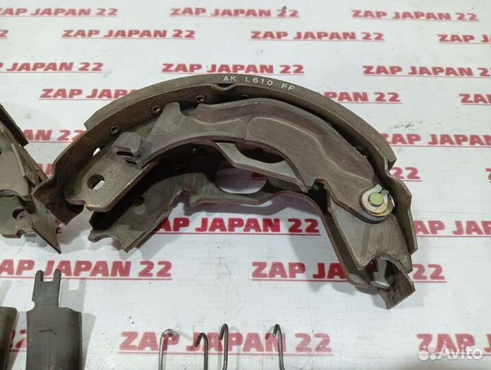 Механизм стояночного тормоза задний Mitsubishi