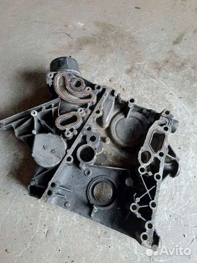 Крышка двигателя передняя Mercedes W211 от646