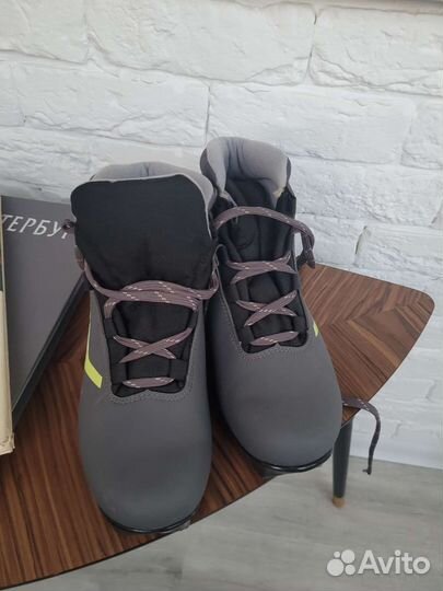 Беговые лыжи