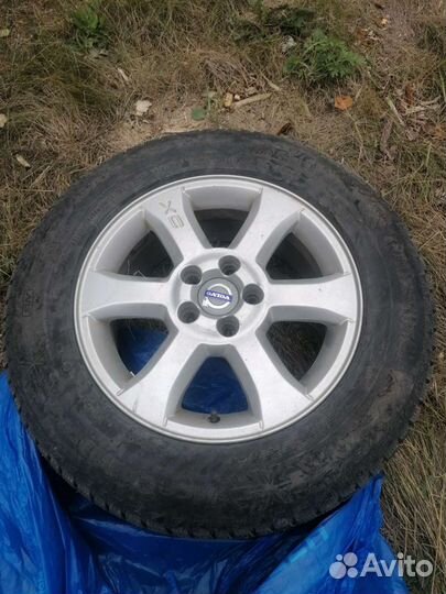 R16 Continental IceContact 3 215/65, PCD 5x108 DIA 63.4