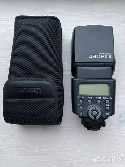 Вспышка камеры Canon 430 EX ll