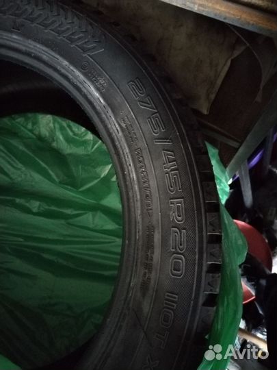 Nokian Tyres Hakkapeliitta 8 SUV 275/45 R20