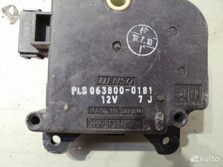 Сервопривод заслонки печки Toyota Corolla E150