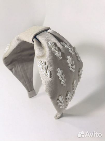 Ободок на голову.Украшение на голову