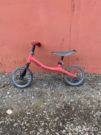 Самокат беговел globber