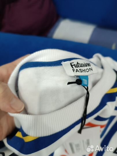 Костюм для мальчика 110-116 новый