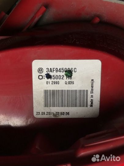 Фонарь задний правый VW Passat B7 Combi