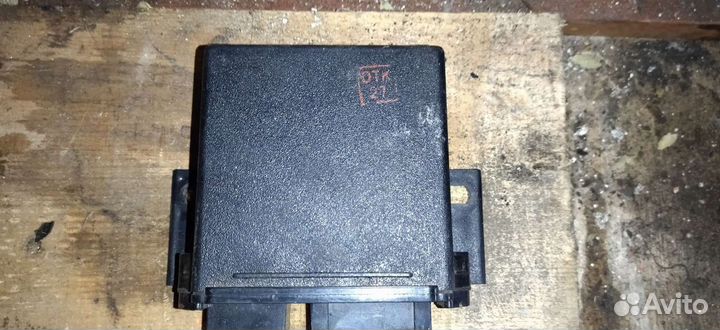 Блок реле поворотников москвич 2140, 2140 sl