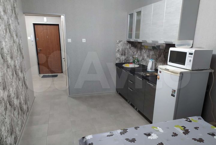 1-к. квартира, 43 м², 4/10 эт.