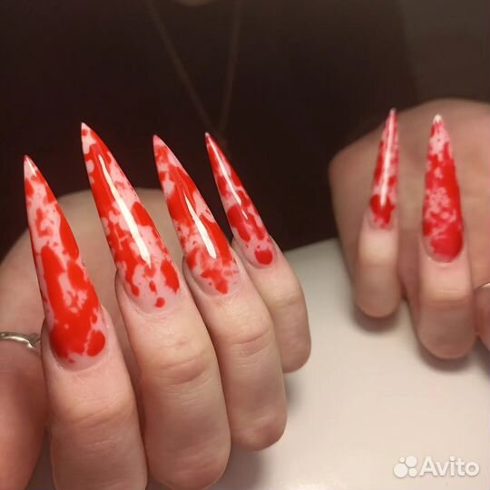 Мастер маникюра