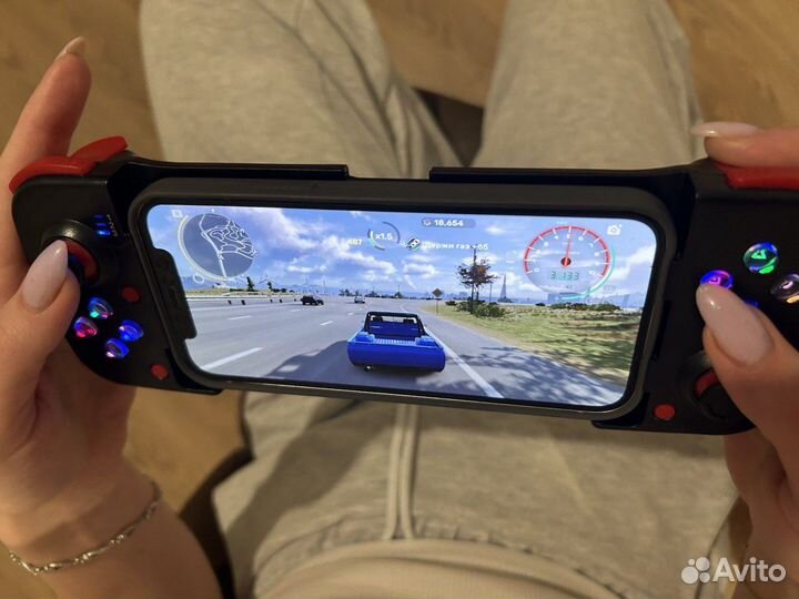 Джойстик (Геймпад для смартфона)