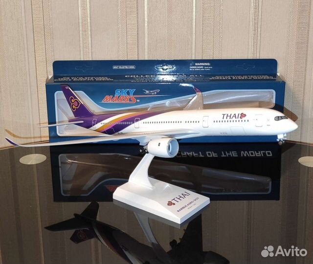 Модель самолёта Airbus A350-900