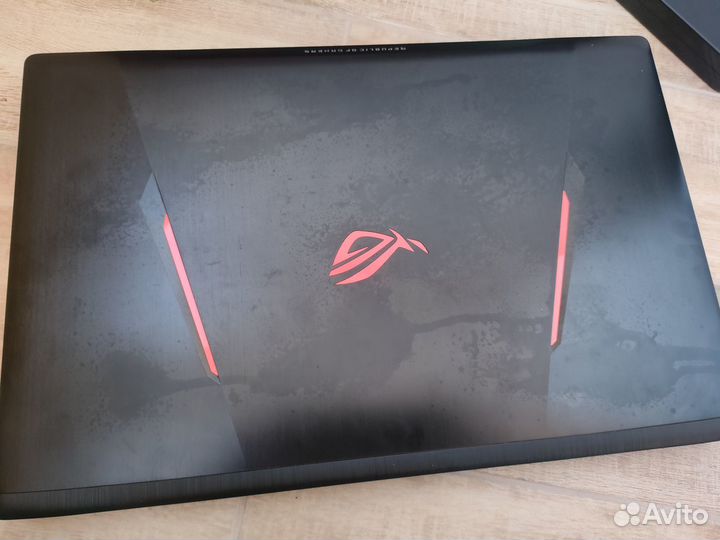 Ноутбук Asus ROG strix GTX1050