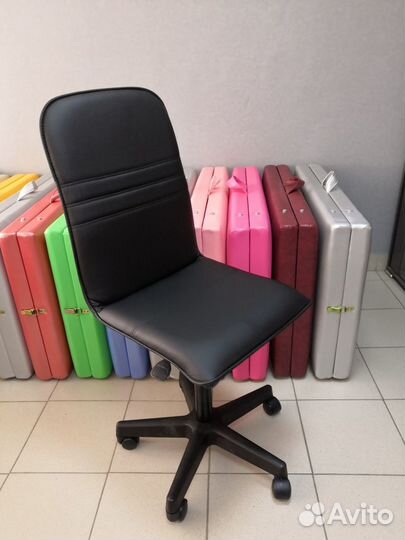 Стул мастера с регулировкой высоты