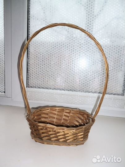 Корзина плетеная