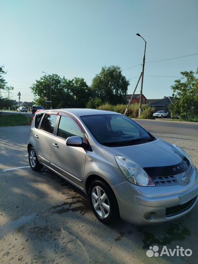 Nissan Note 1.6 AT, 2008, 243 400 км