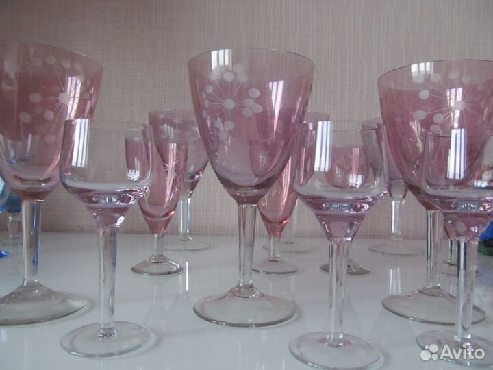 Конфетница графины, фужеры марганцевое стекло СССР