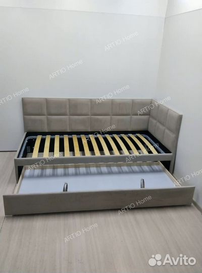 Детская кровать с мягкими бортиками