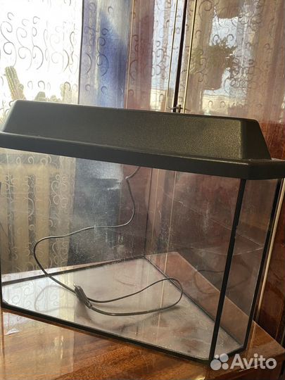 Аквариум с крышкой и подсветкой угловой на 35 л