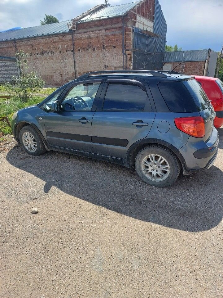 Suzuki SX4: фото владельца