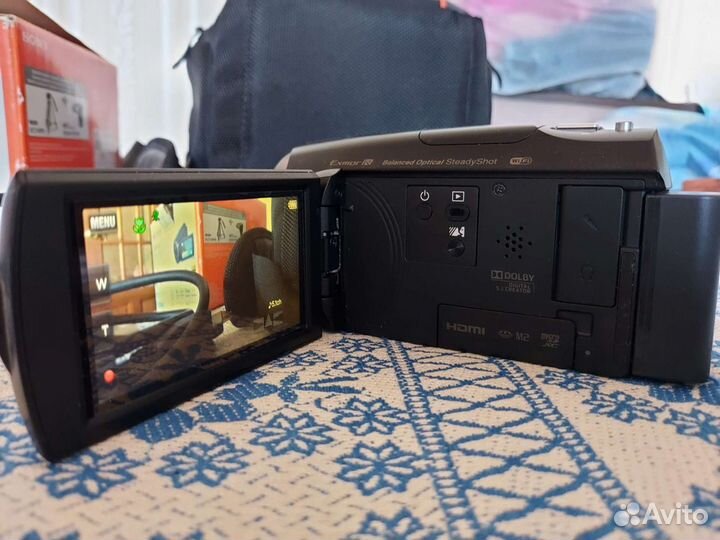 Видеокамера Sony HDR-CX620