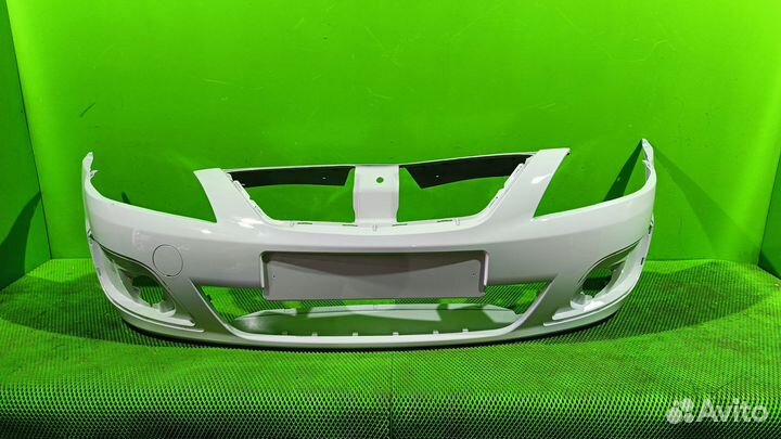 Бампер передний LADA Largus 221 Ледниковый белый