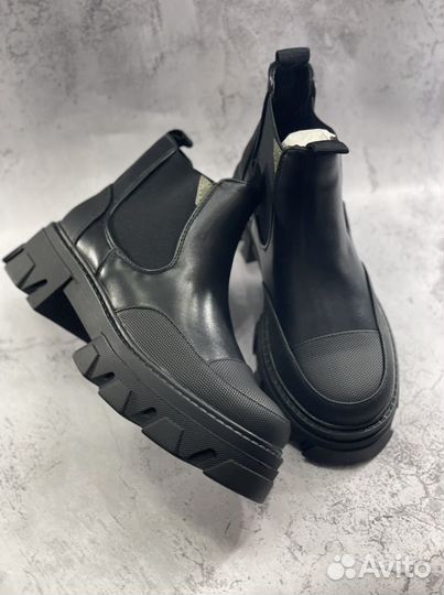 Ботинки женские челси