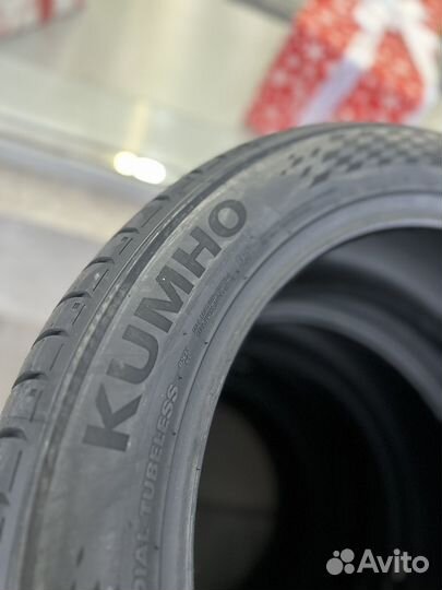 Kumho Ecsta PS71 SUV 235/50 R19 103W