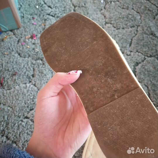 Шлепанцы женские