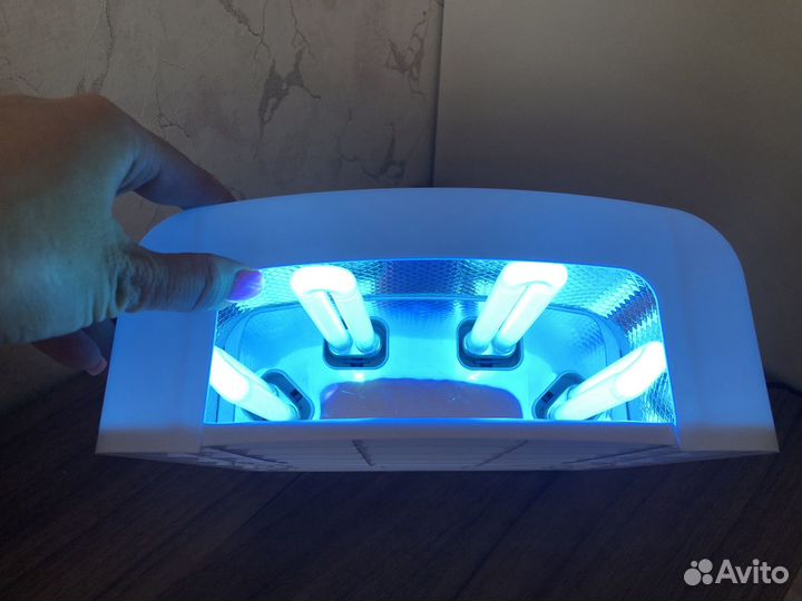 Лампа для маникюра