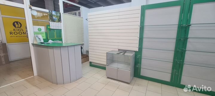 Торговое оборудование для магазина обуви