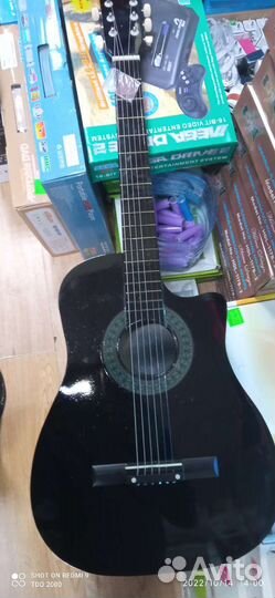 Акустическая гитара
