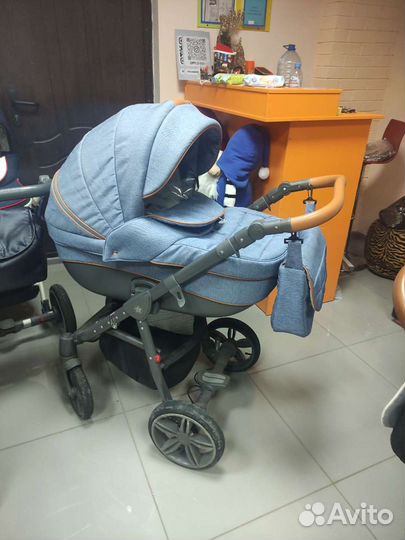 Коляска адамекс