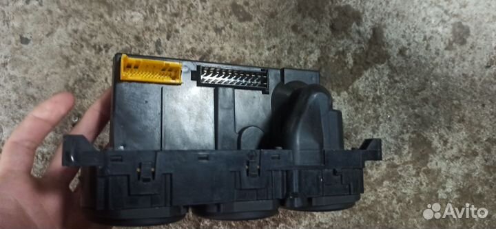 Блок управления климатом вектра б