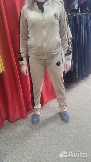 Спортивный костюм женский новый