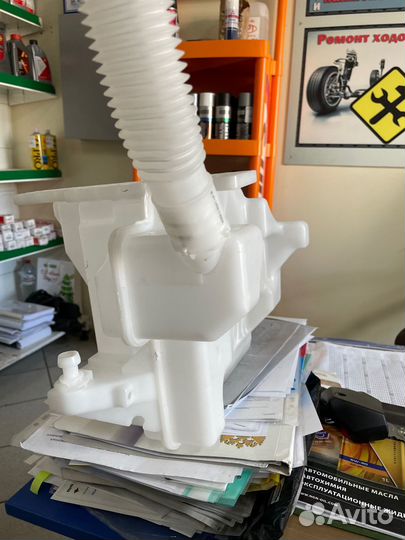 Бачок омывателя VAG Polo 10