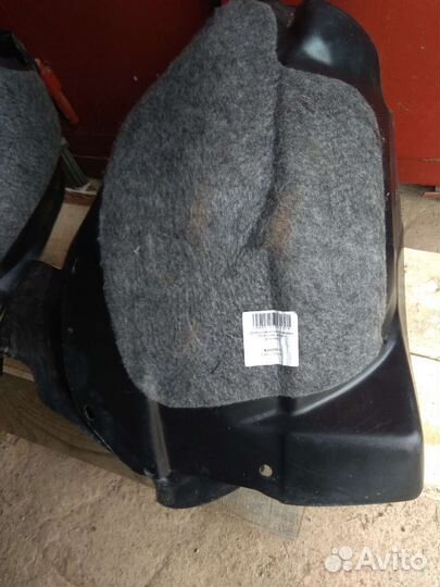 Подкрылки с шумоизоляцией передние на Лада vesta