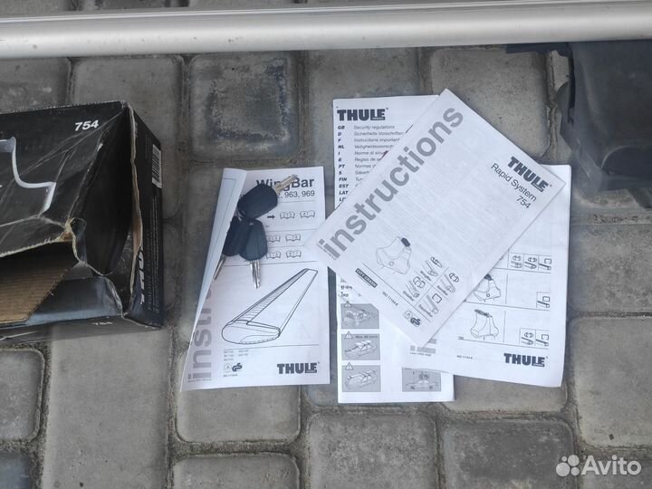 Багажник на крышу Thule Toyota Corolla