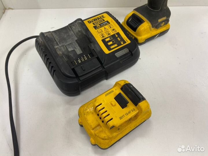 Шуруповерт Dewalt DCD710-KS